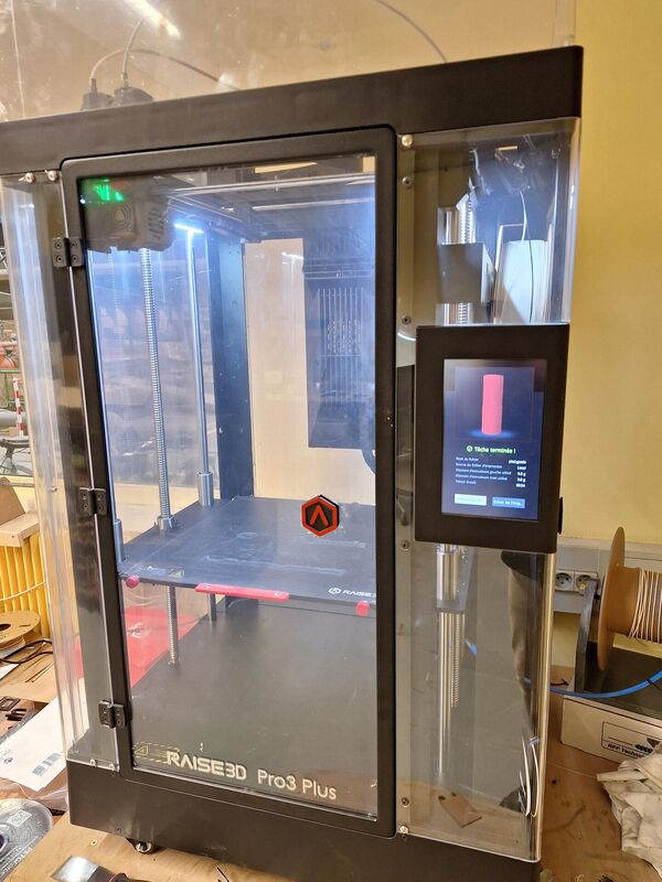 3D printer for the fabrication of complex model components